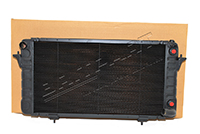 Radiator V8 89-94 3.9/4.2 Manual (Britpart) ESR75 *Metal Rad*